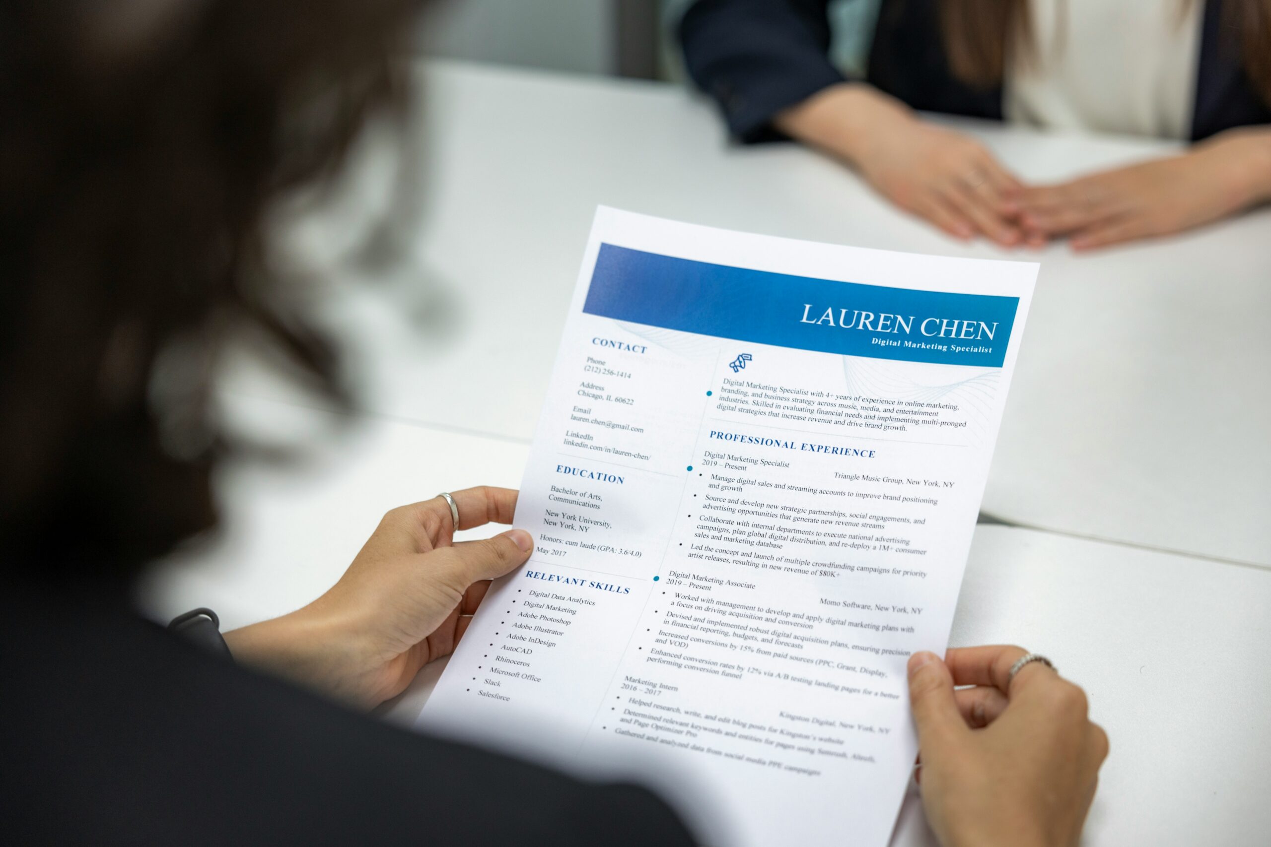 How to Write a Skills-Based Resume in 2026: